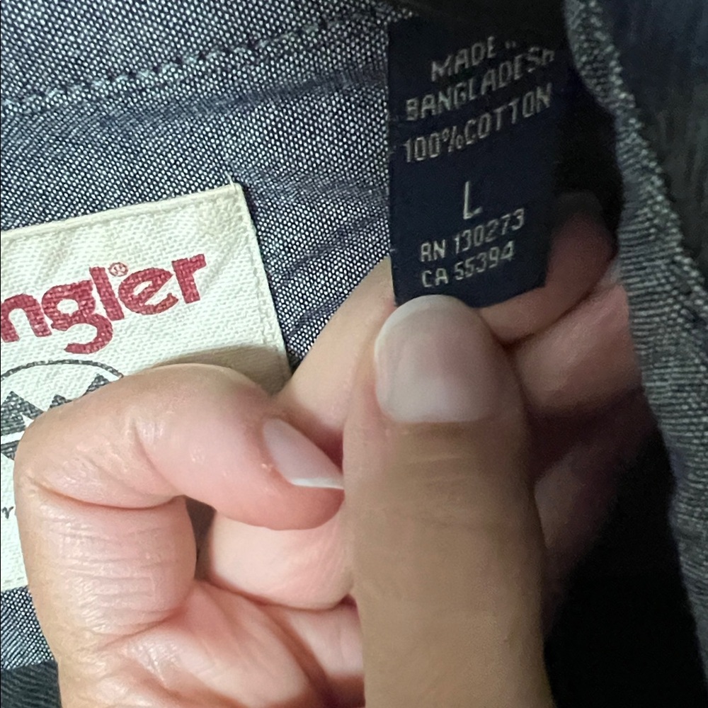 Wrangler Navy and Olive Plaid Shirt - Picture 2 of 2